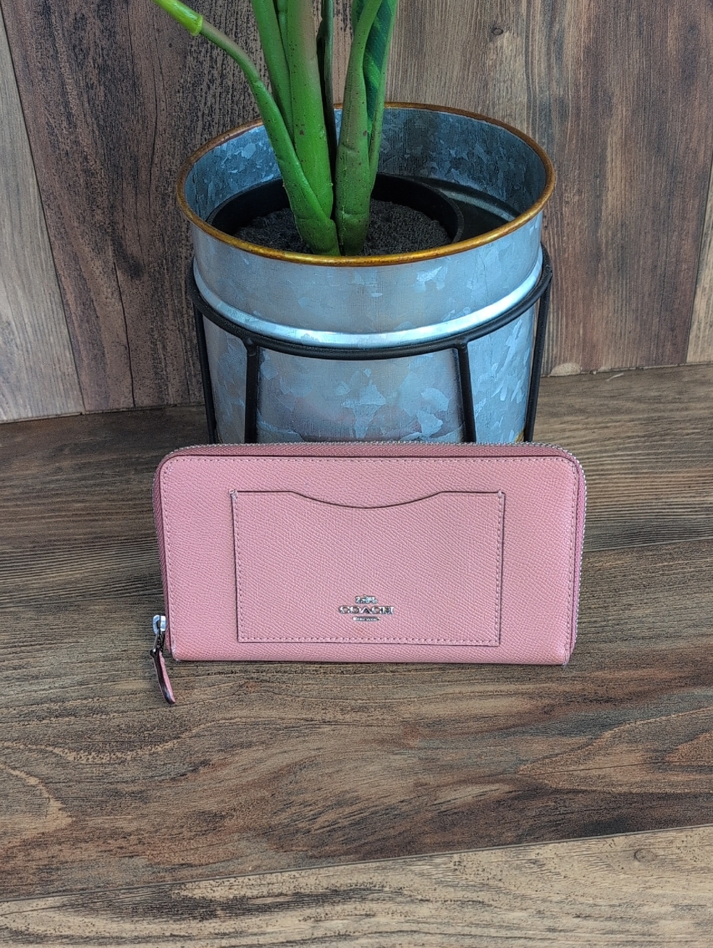 Coach Zip-Around Saffiano Accordian Leather Wallet M495